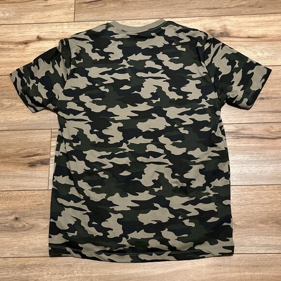 Men's True Religion Camouflage Budha Graphic Shirt SZ LARGE RLGN Modern - Picture 9 of 9